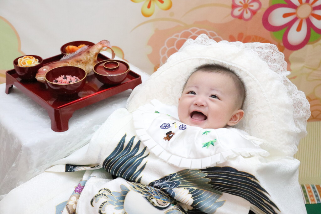 百日祝い お宮参り お食い初め 初節句の同時撮影 三重県鈴鹿市の子供専門写真館スタジオバンビ